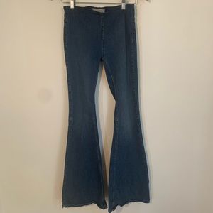 Free People “Penny Pull-On Flare Jeans” size 26